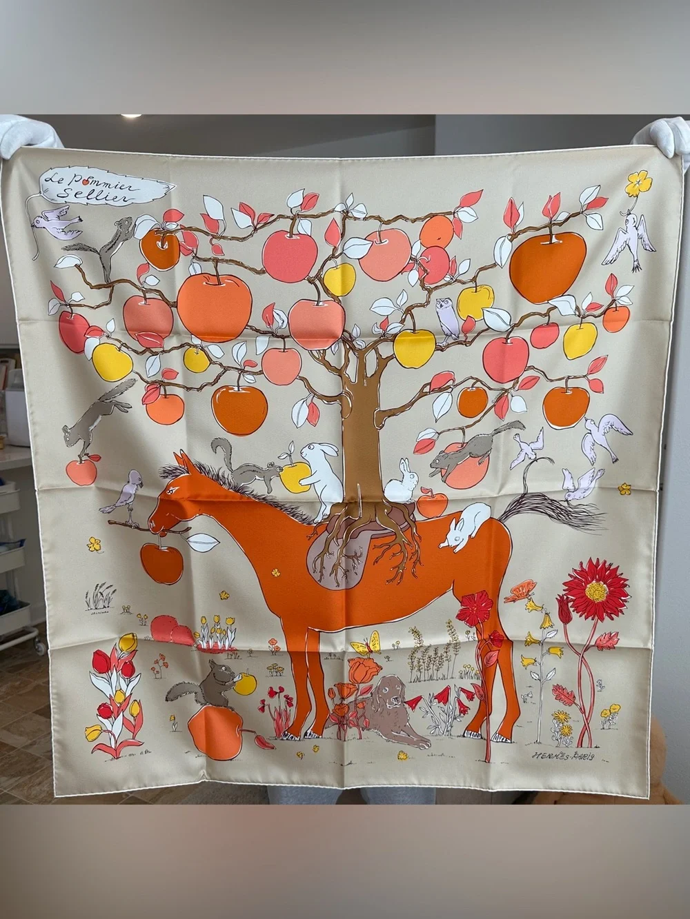 Hermes Le Pommier Sellier scarf 90